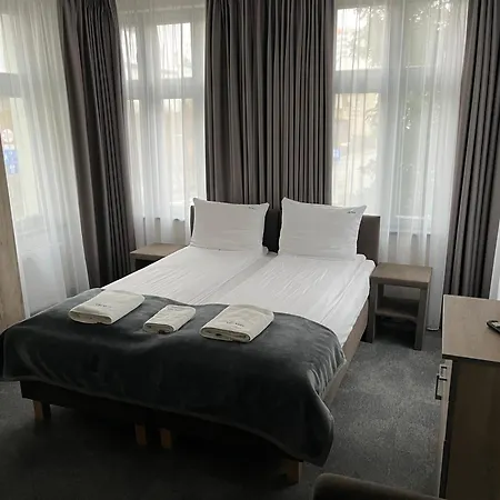 Neos Guest house