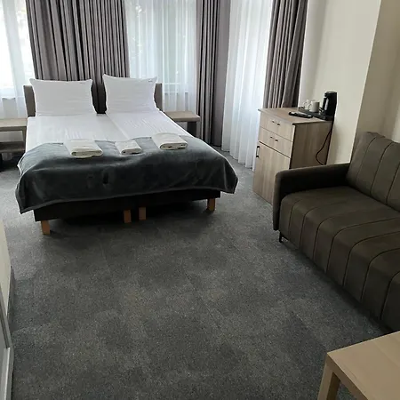 Neos Guest house