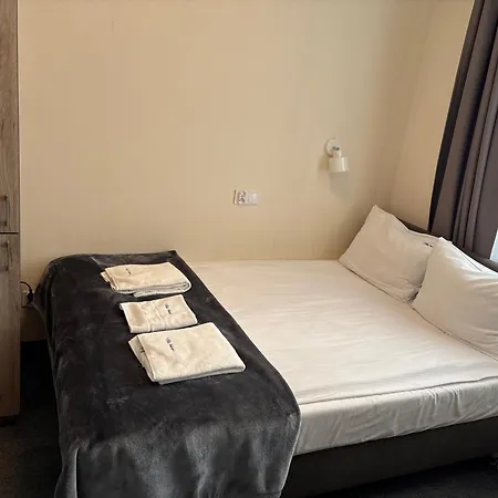 Neos Guest house *
